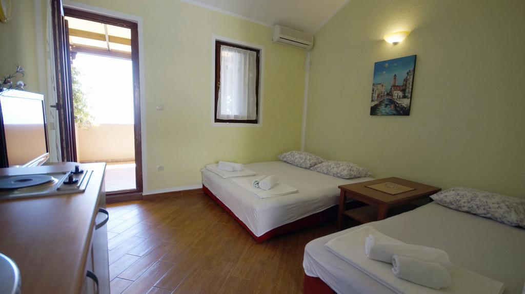 Apartmani Zona Светі-Стефан Екстер'єр фото