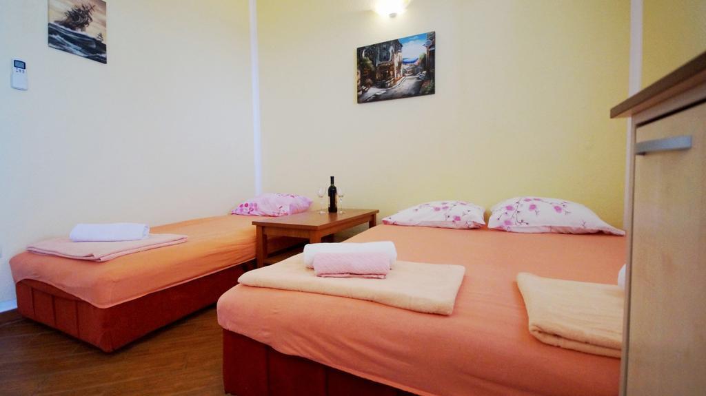 Apartmani Zona Светі-Стефан Екстер'єр фото