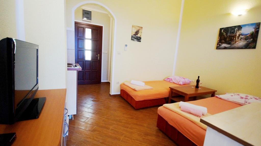 Apartmani Zona Светі-Стефан Екстер'єр фото