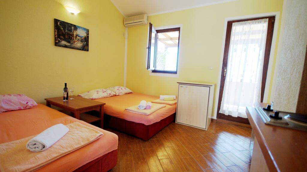Apartmani Zona Светі-Стефан Екстер'єр фото
