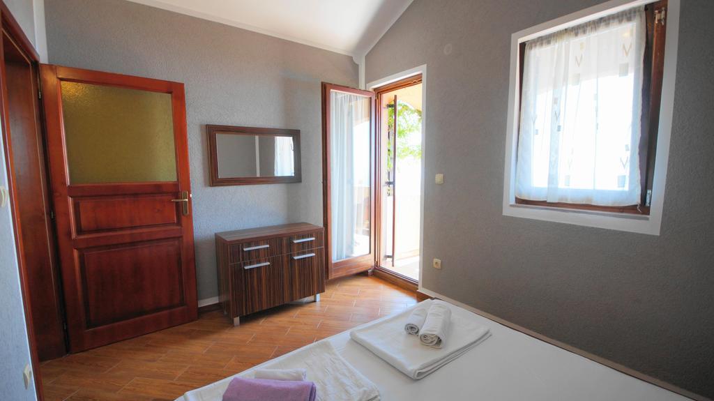 Apartmani Zona Светі-Стефан Екстер'єр фото